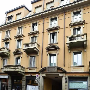 Pensión Sant'agostino, Milán